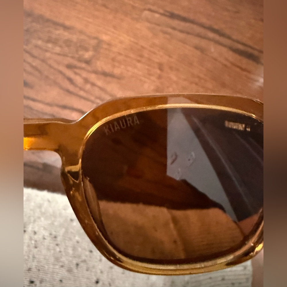 KIAURA - Lautner Sunglasses - Picture 13 of 15
